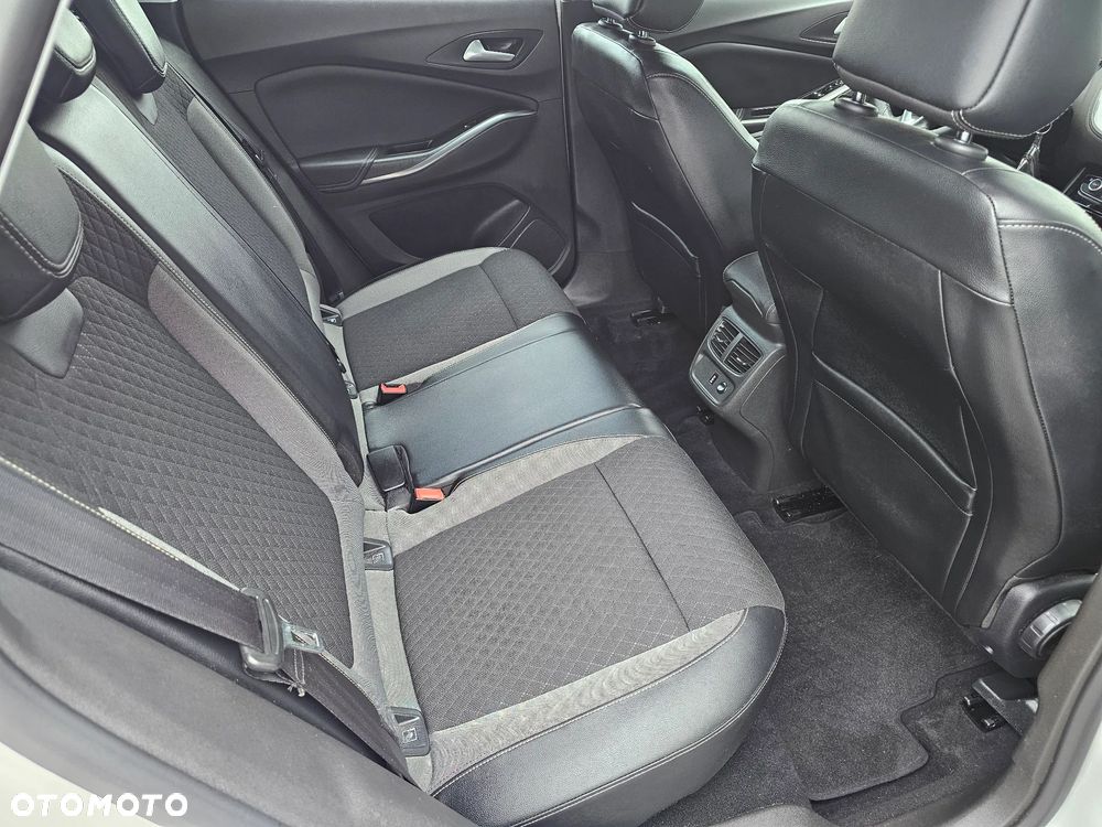 Opel Grandland X 1.5 CDTI Elegance Business Pack S&S - 17