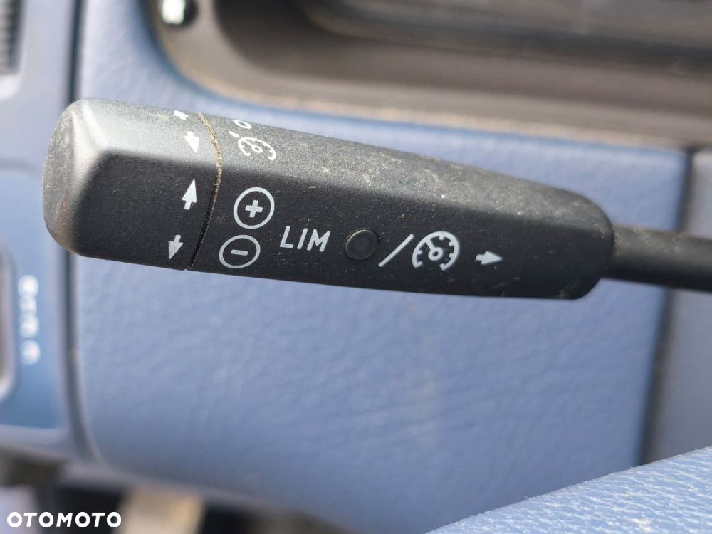 Mercedes-Benz Klasa E - 19