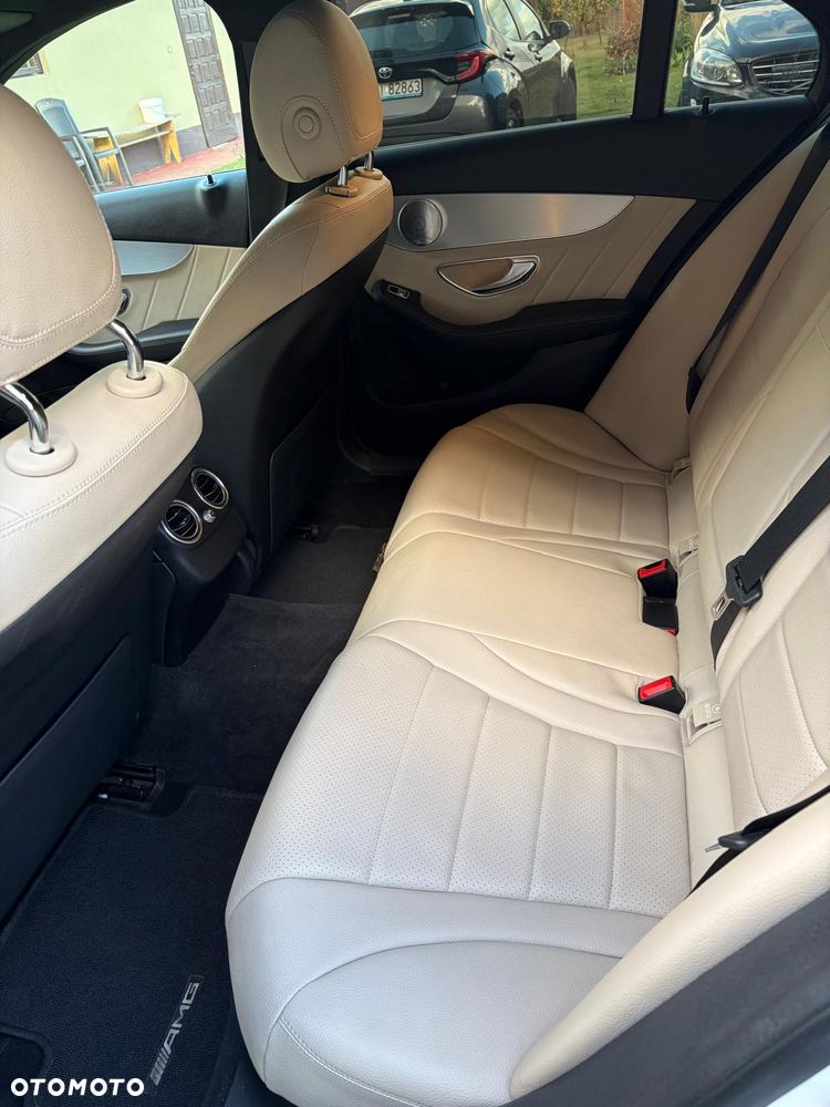Mercedes-Benz C-Class 2019 photo 5