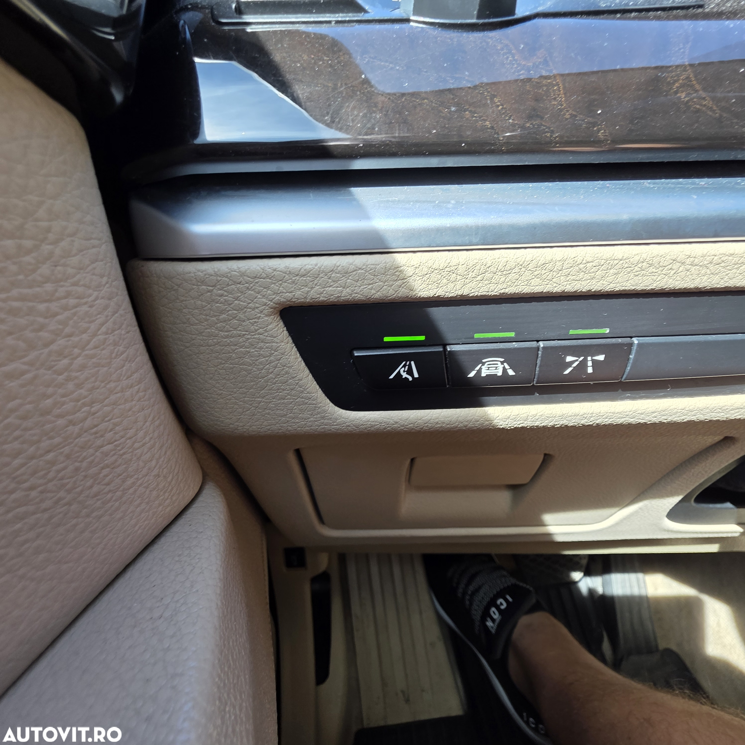 BMW Seria 5 530d xDrive AT - 2