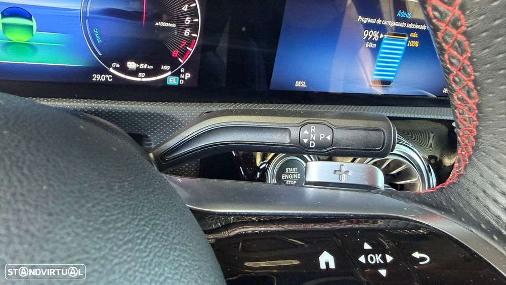 Mercedes-Benz A 250 e AMG Line - 28