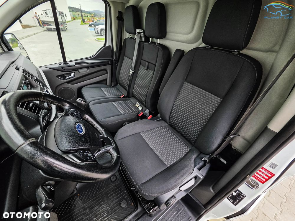 Ford Transit Custom - 17