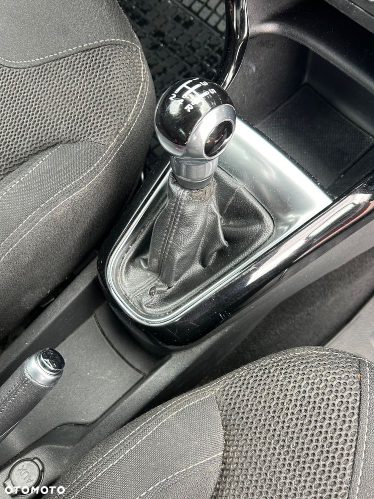 Citroën DS3 1.6 HDi SoChic - 20