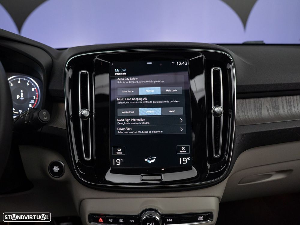 Volvo XC 40 1.5 T3 Inscription Geartronic - 37