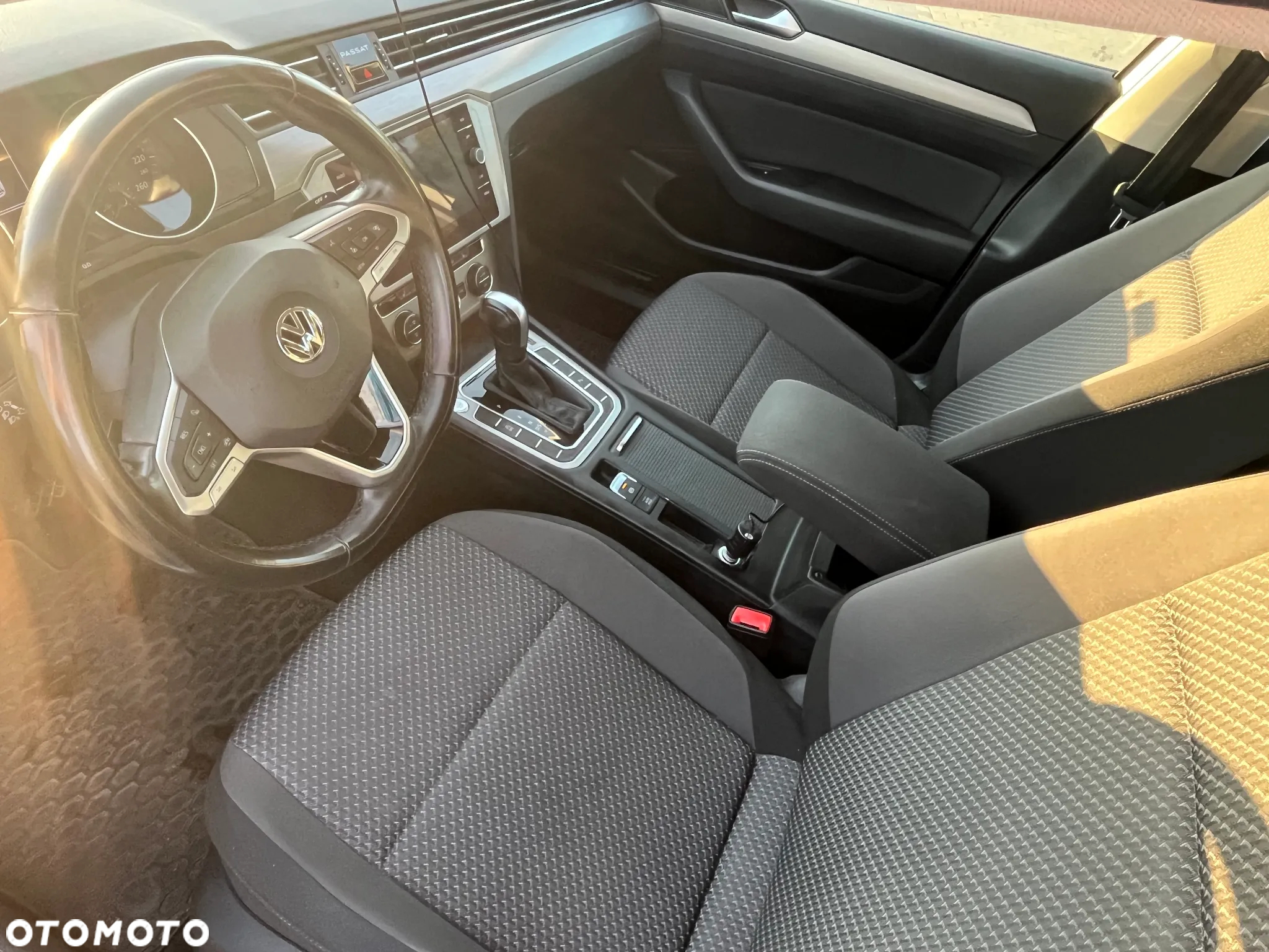 Volkswagen Passat 1.5 TSI EVO Business DSG - 9