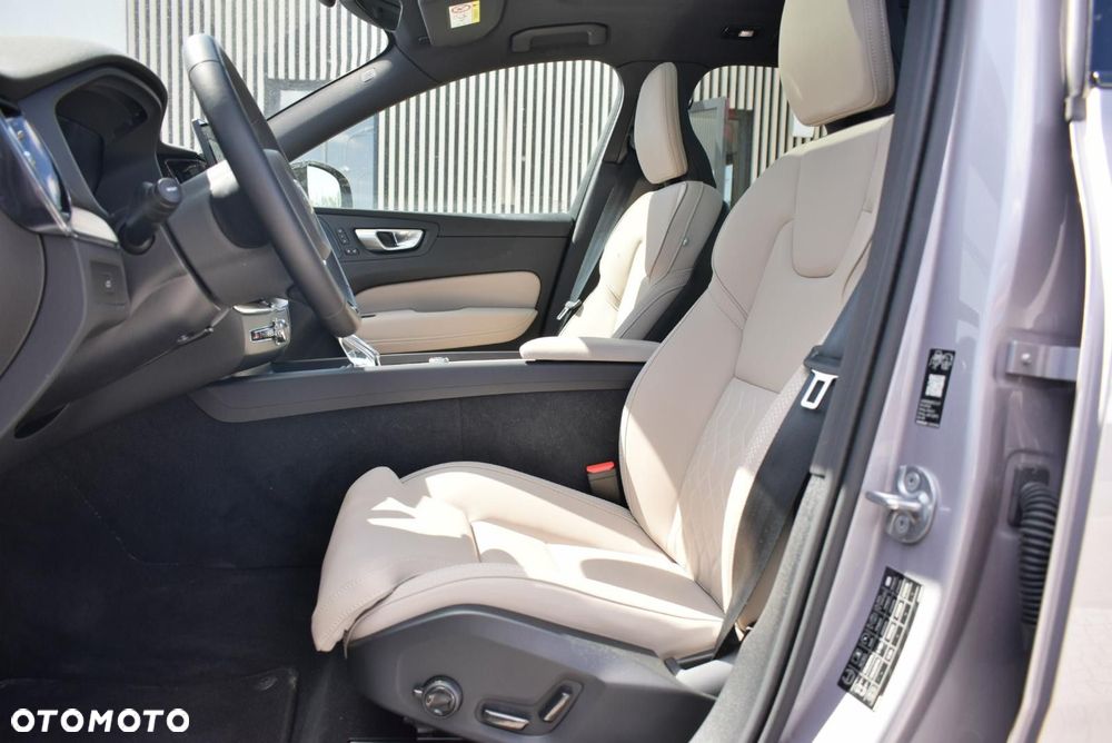 Volvo XC 60 - 23