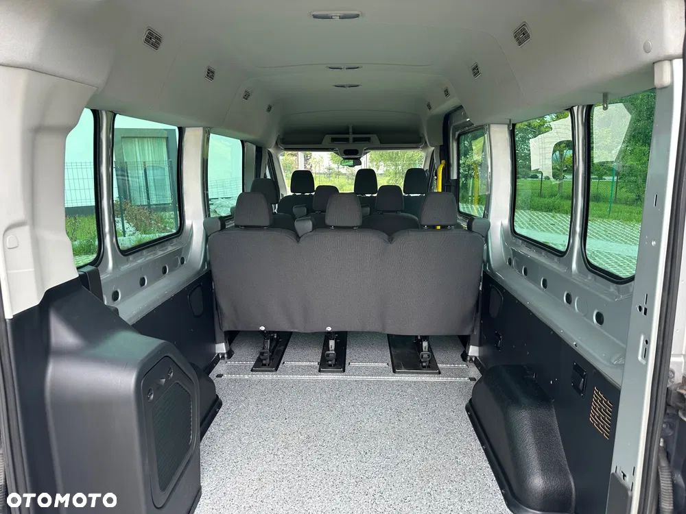 Ford Transit L2H2 AWD Trend - 38