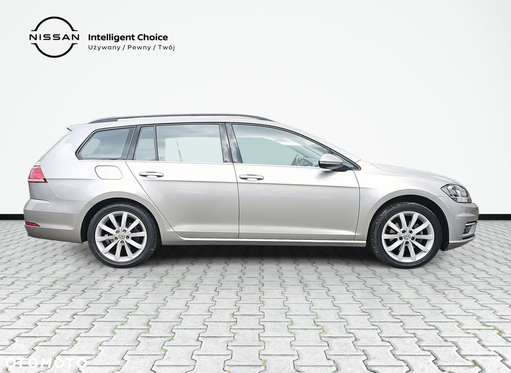 Volkswagen Golf - 5