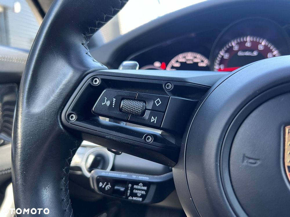 Porsche Panamera - 18