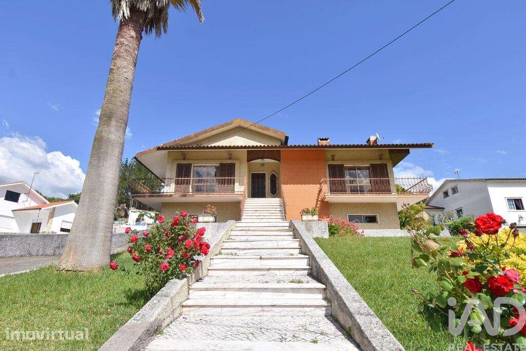 Casa / Villa T4 em São Miguel, Santa Eufémia e Rabaçal de 420 m2 - Grande imagem: 3/38