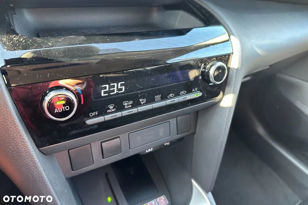 Toyota Yaris Cross Hybrid 1.5 Active - 12