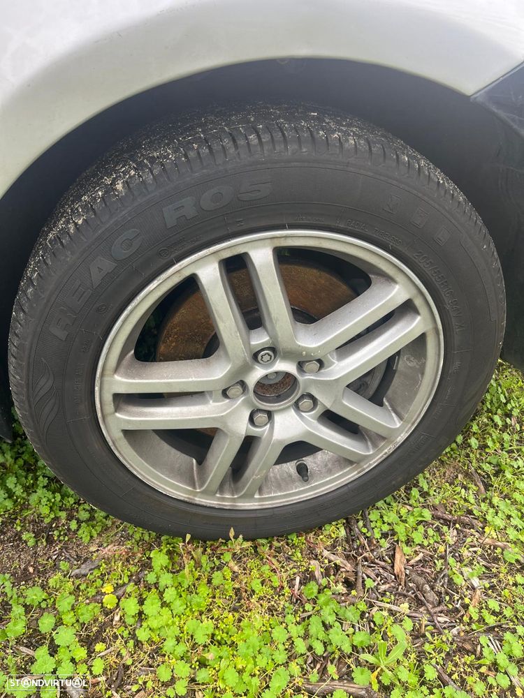 Ford Focus C-Max 1.6 TDCi Ambiente - 4