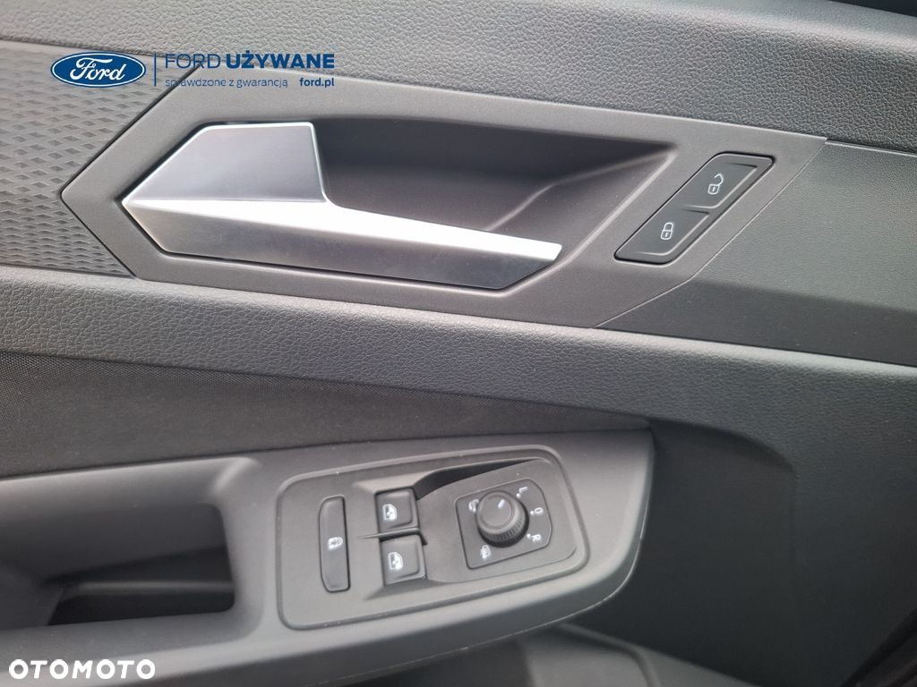 Ford Tourneo Connect Grand - 17
