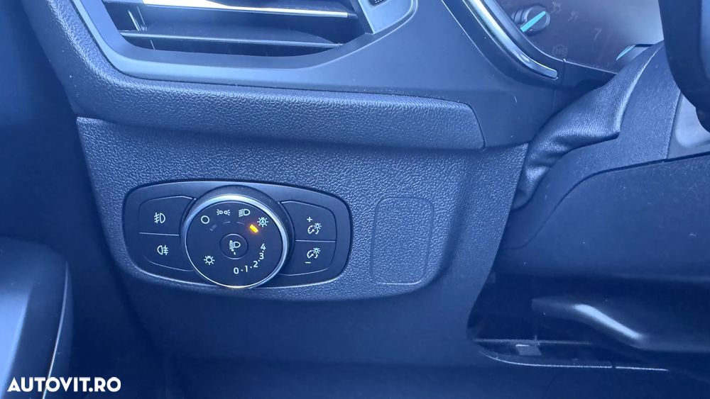Ford Focus 1.0 EcoBoost Titanium - 12