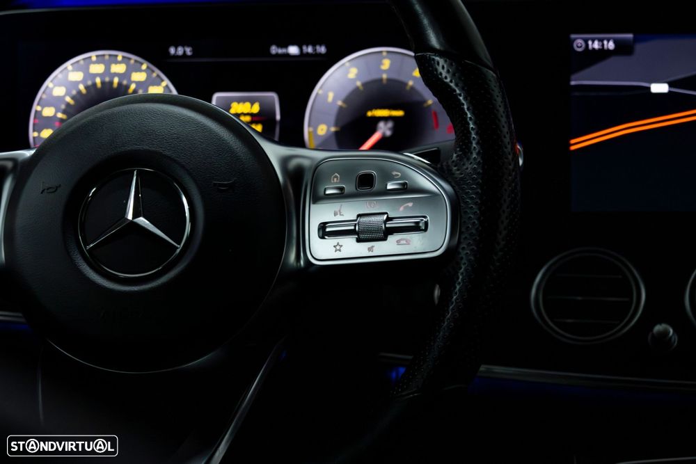 Mercedes-Benz E 300 de AMG Line - 18