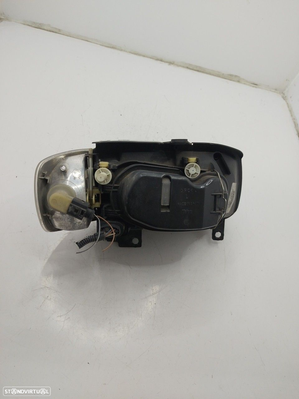 Farol/ Otica Dianteiro Esq Volkswagen Polo (6N1) - 5