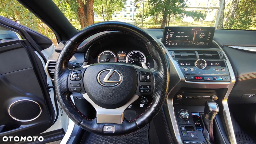 Lexus NX 300 AWD F SPORT - 15