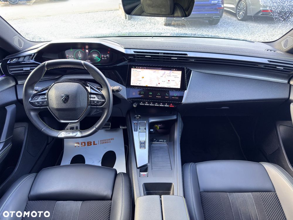 Peugeot 308 BlueHDi 130 EAT8 GT EXCLUSIVE - 13