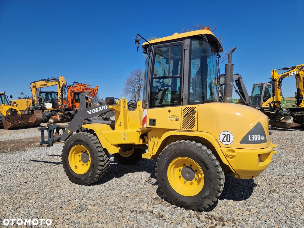 Volvo L30 - 8