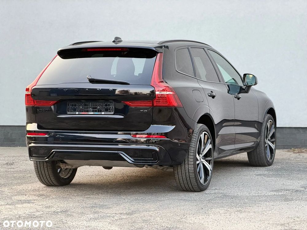 Volvo XC 60 T8 Plug-In Hybrid AWD R-Design - 6