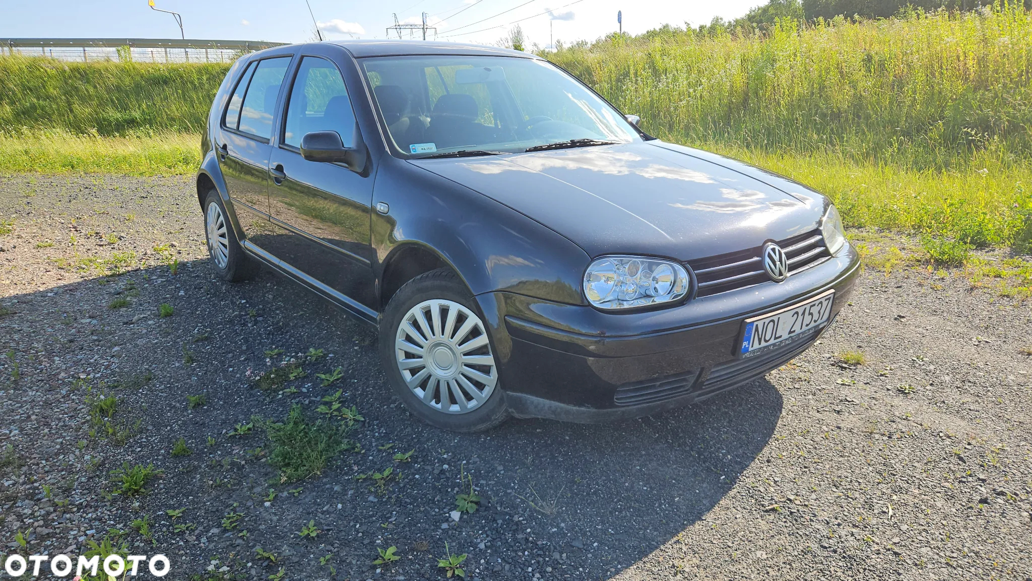 Volkswagen Golf - 6