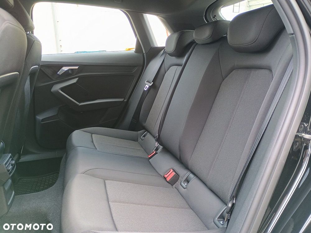 Audi A3 Sportback - 11