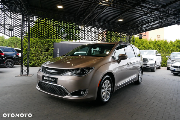 Chrysler Pacifica