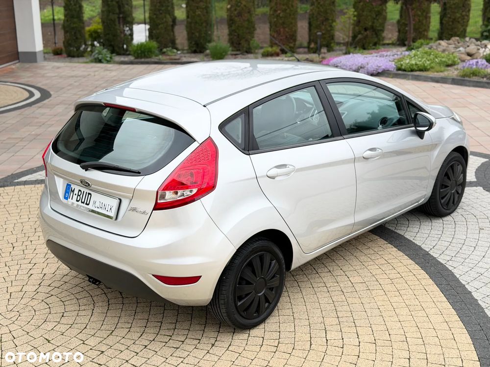 Ford Fiesta - 17