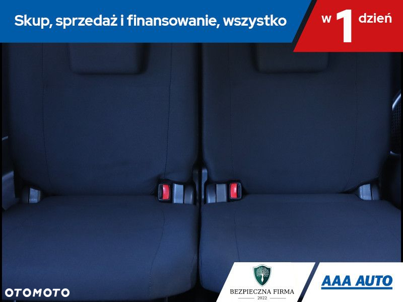 Mitsubishi Outlander - 17