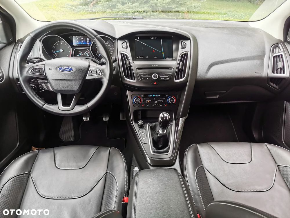 Ford Focus 1.5 EcoBoost STart-Stopp-System TITANIUM - 12