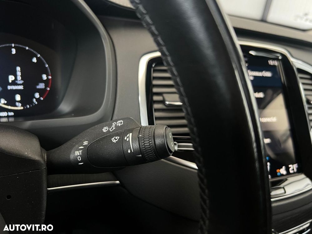 Volvo XC 90 - 35