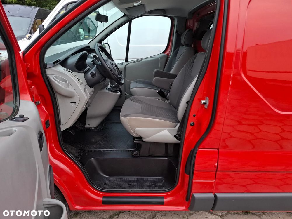 Opel Vivaro 2.0CDTI 115KM KLIMA - 13