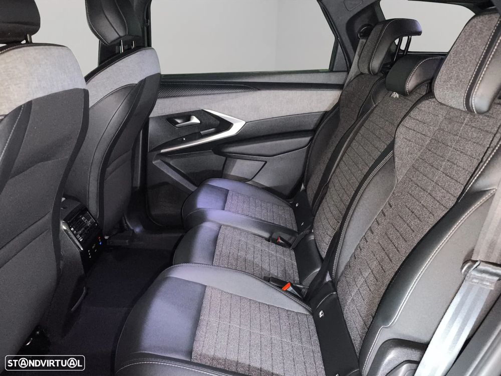 Peugeot 5008 Hybrid 145 e-DSC6 Allure - 13