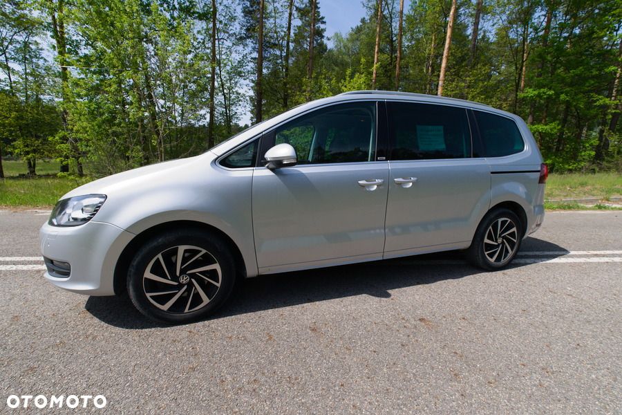 Volkswagen Sharan 2.0 TDI BMT Comfortline DSG - 2