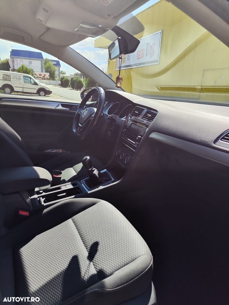 Volkswagen Golf 1.0 TSI Comfortline - 6