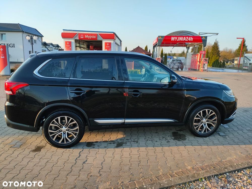 Mitsubishi Outlander 2.2 DI-D 4WD Automatik Plus - 5