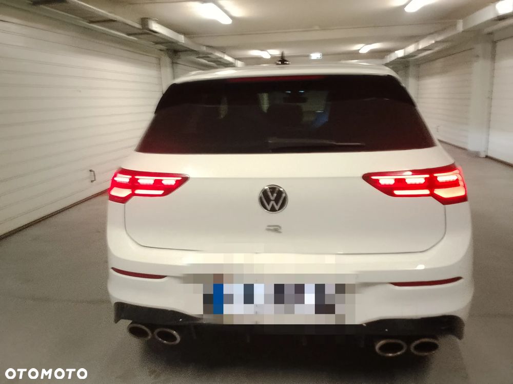 Volkswagen Golf 2.0 TSI 4Motion R DSG - 6