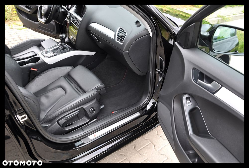 Audi A4 Avant 2.0 TDI DPF multitronic S line Sportpaket - 32