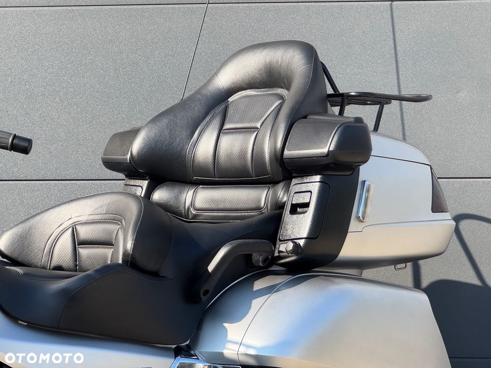 Honda GL - 32