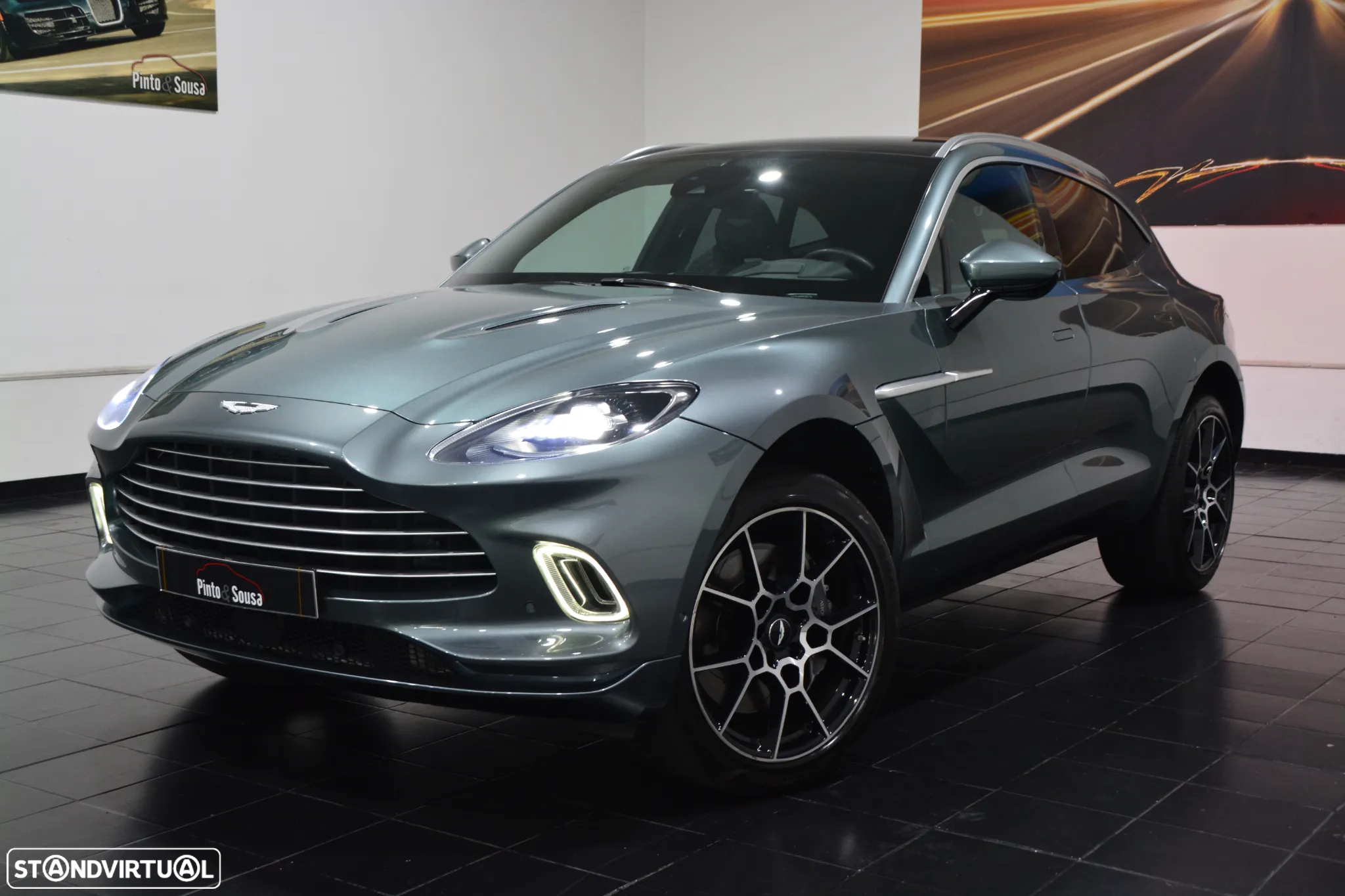 Aston Martin DBX Standard - 17