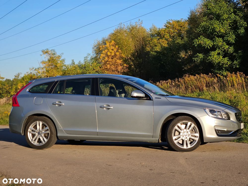 Volvo V60 2013 photo 2