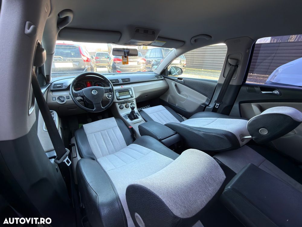 Volkswagen Passat Variant 1.9 TDI Individual - 10