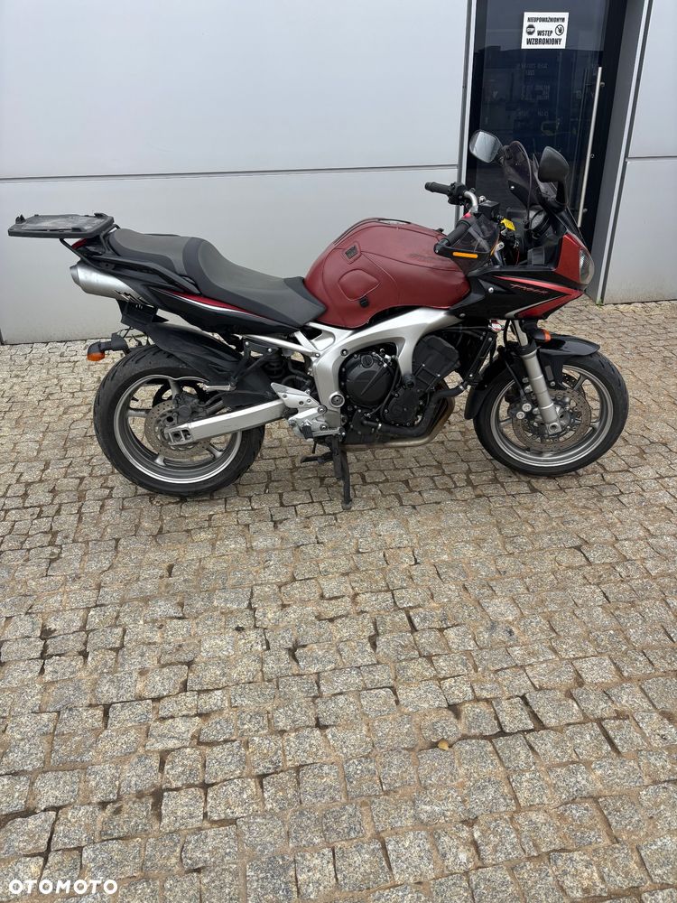 Yamaha FZ6 - 2