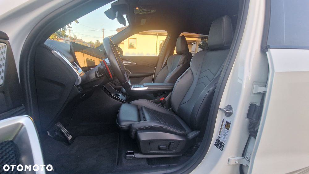 BMW X1 M35i xDrive - 11