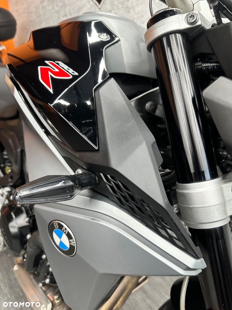 BMW F - 8