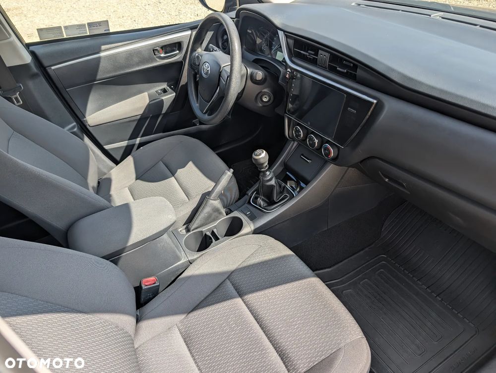 Toyota Corolla 1.6 Premium EU6 - 25