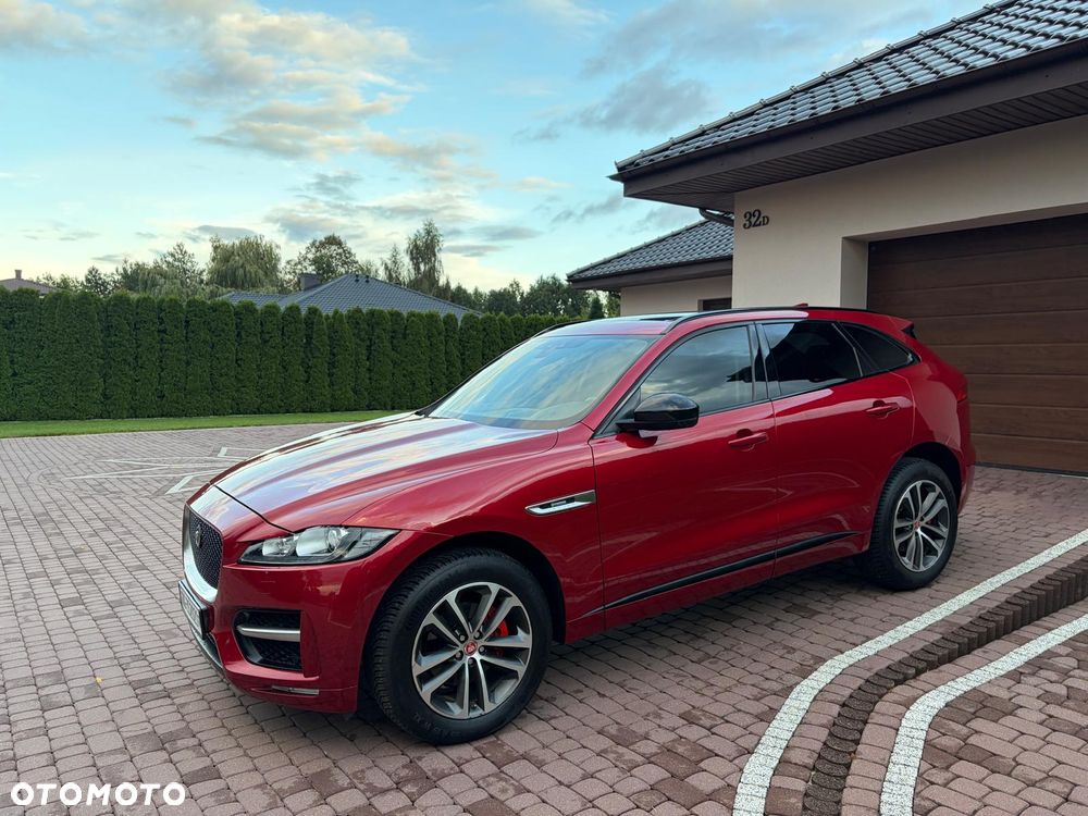 Jaguar F-Pace 20d AWD R-Sport - 36