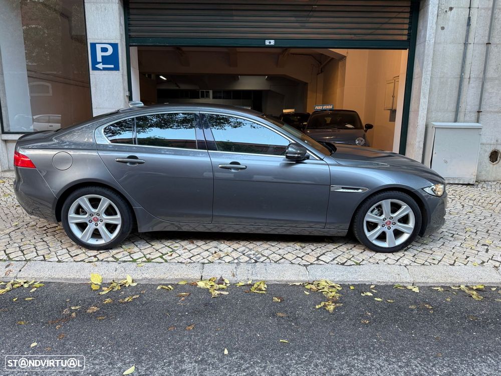 Jaguar XE 2.0 D Portfolio Aut. - 9