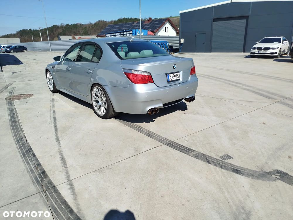 BMW M5 - 6