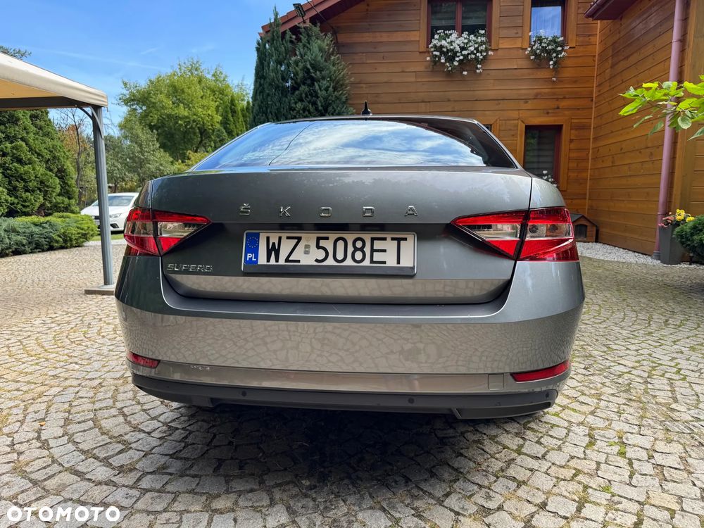 Skoda Superb 1.5 TSI Ambition DSG - 5